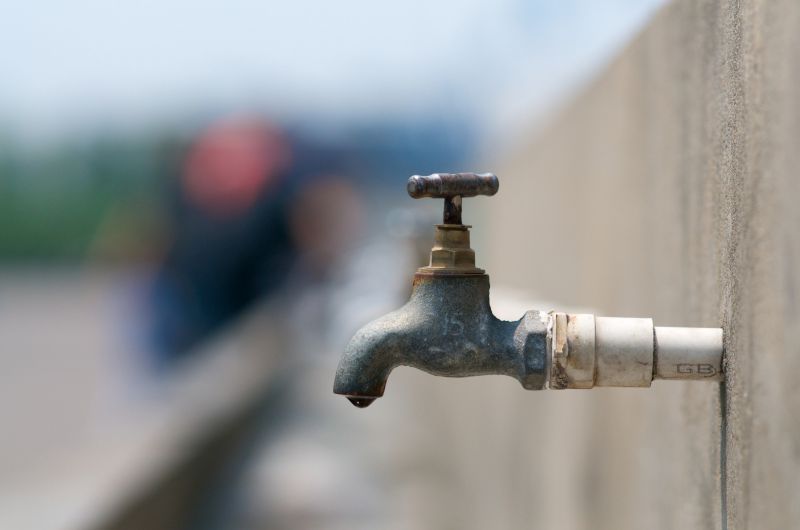 Products For Outdoor Faucet Repairs in use